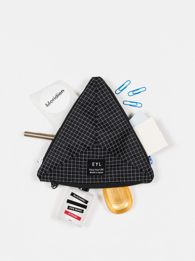 Medium Pouch Dyneema 210 Denier X Grid Black | Bag | Meridian