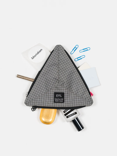 Medium Pouch Dyneema 210 Denier X-Grid Grey